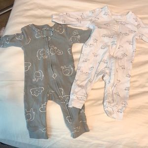 Infant footie pajamas